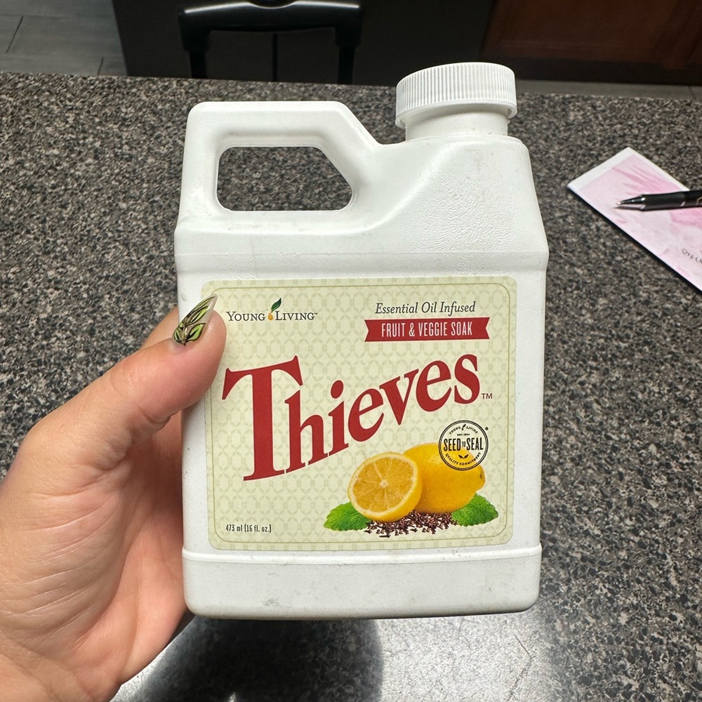 Thieves Essential Oil Infused fruit & veggie soak